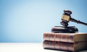When and Why You Might Need a Family Lawyer